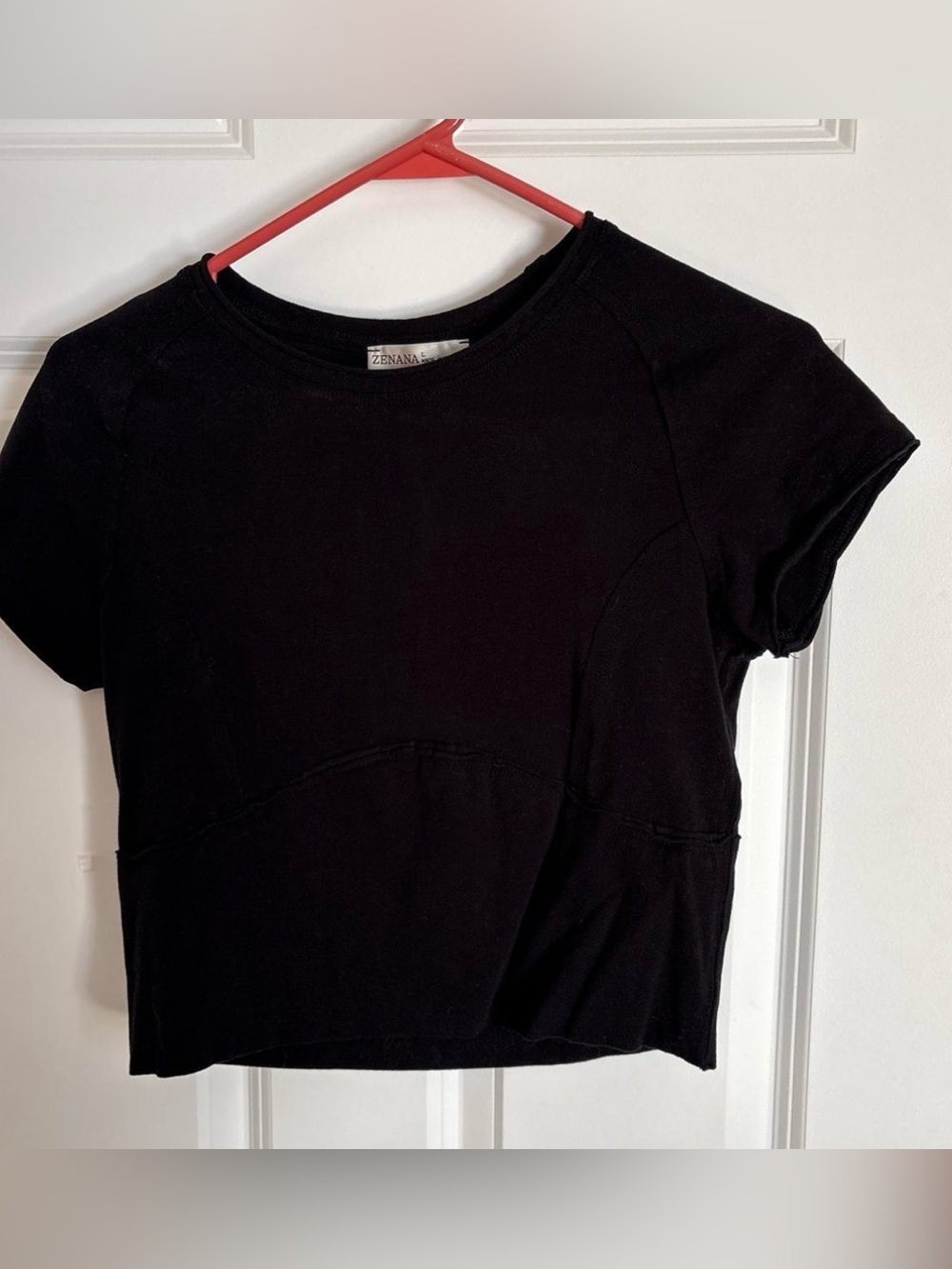 Zenana Outfitters Black Short Sleeve Crop Tee